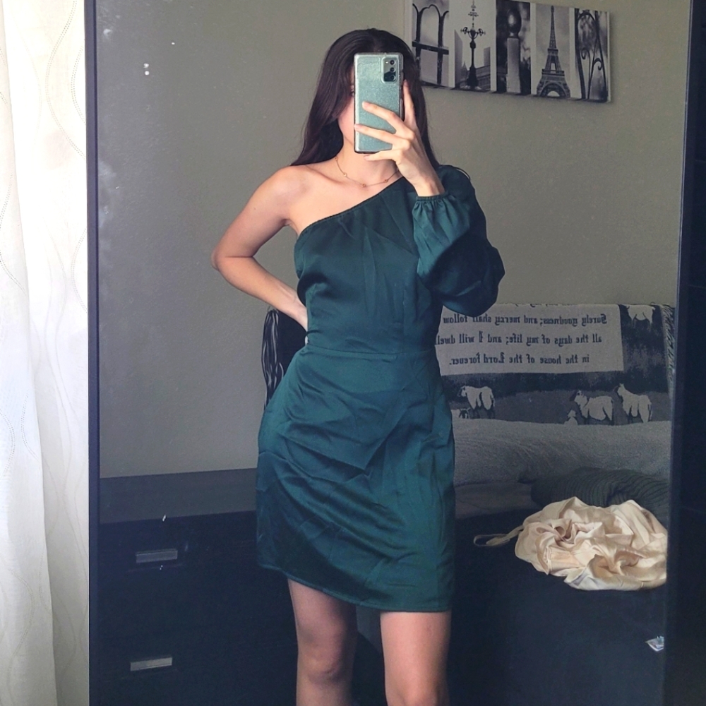 One-Shouldered Emerald Green Abercrombie Dress